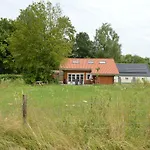 Luxe, Rust En Ruimte Bij De Veluwse Vogels In *