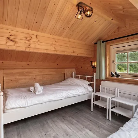 Luxe, Rust En Ruimte Bij De Veluwse Vogels In *