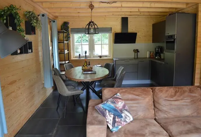 Luxe, Rust En Ruimte Bij De Veluwse Vogels In Сasa de vacaciones Epe